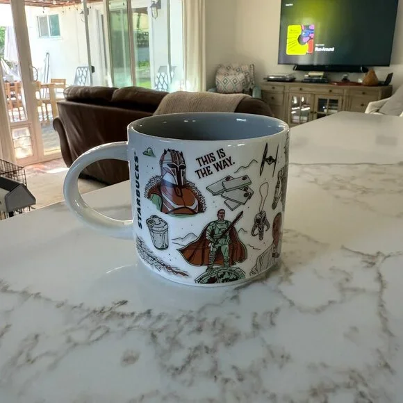Star Wars / Disney Starbucks Naboo, Nevarro, Ahch-To "been there" 3-mug set - Picture 8 of 15